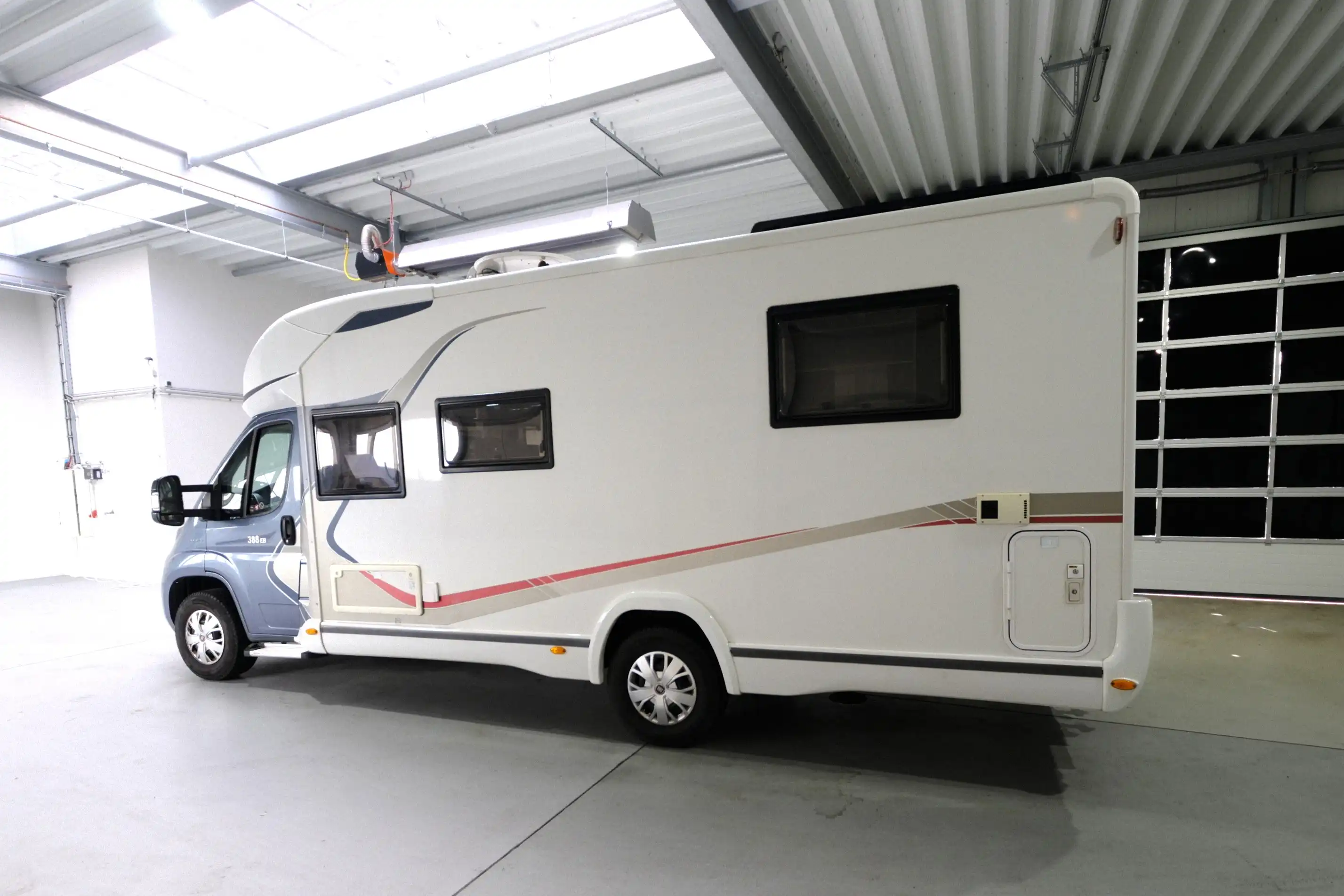 CHALLENGER Mageo 388 EB